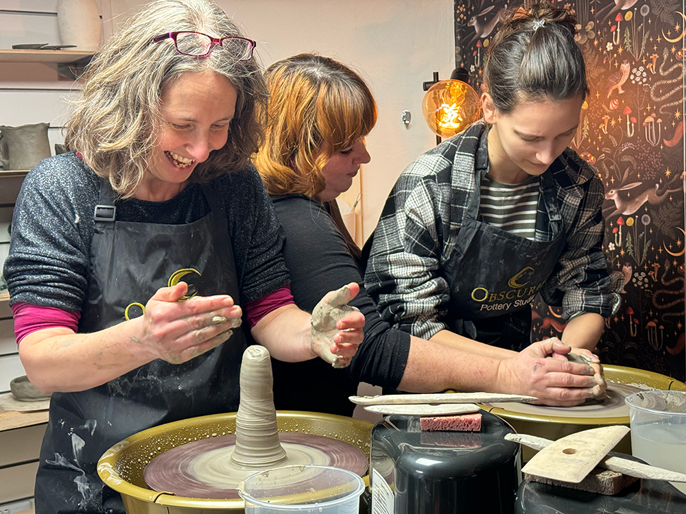 Learn to Throw on the Wheel - 1.5hr Pottery Class